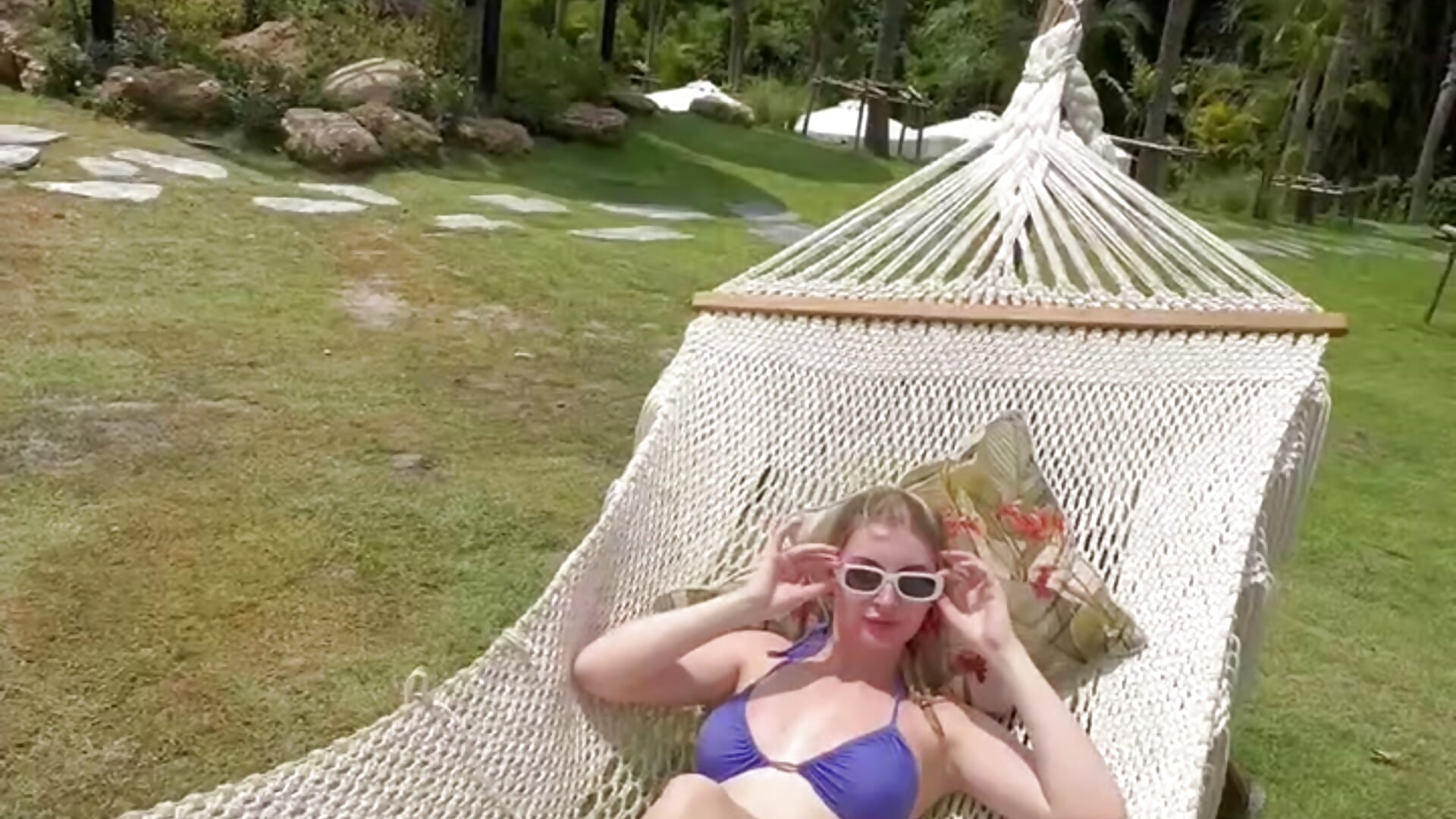 Sunny day - video by Kimmy_powell cam model