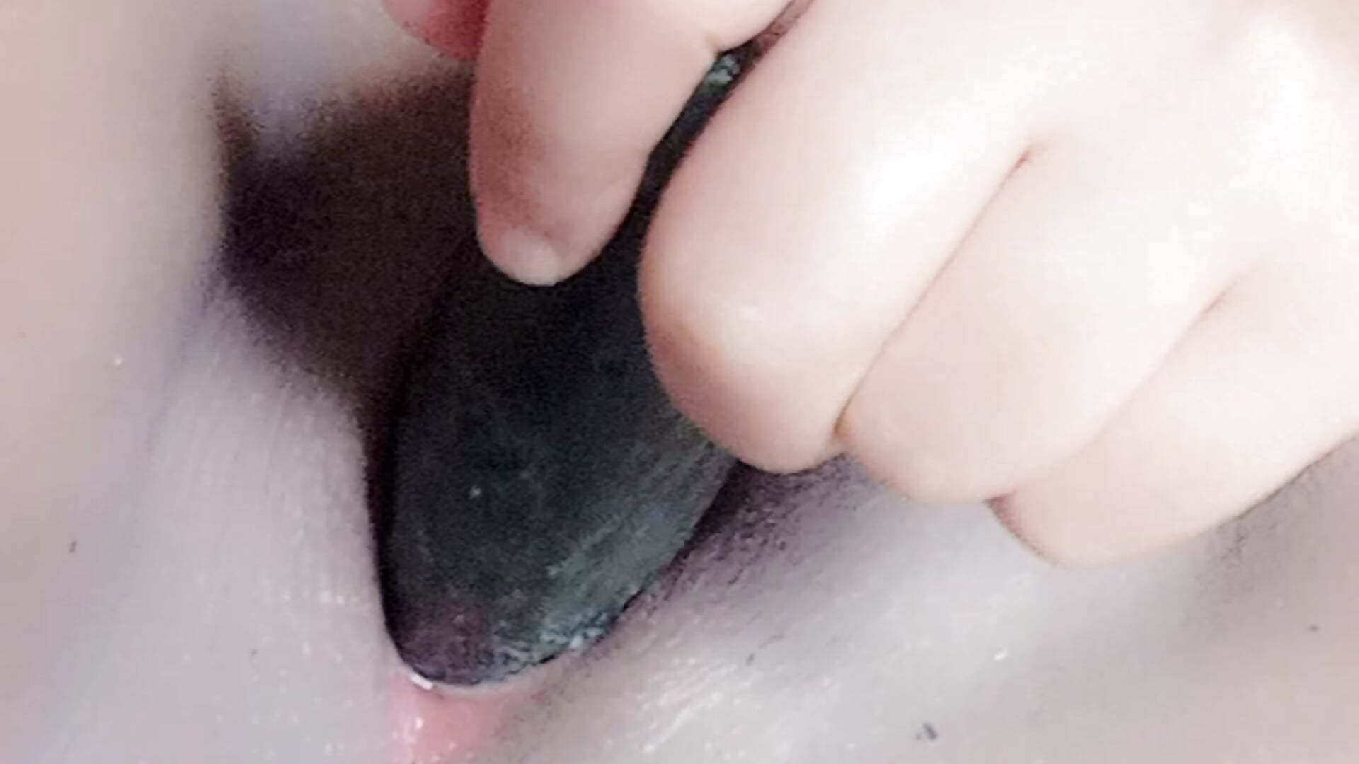 خياره بكسي بقوه حتى جبت لبن fuck pussy so hard