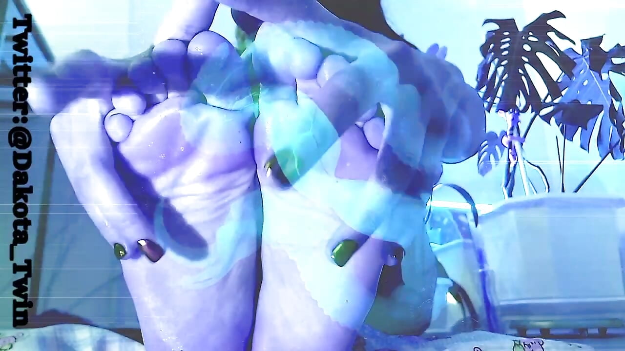 acid footfetish stuff - video by god_x_girl cam model