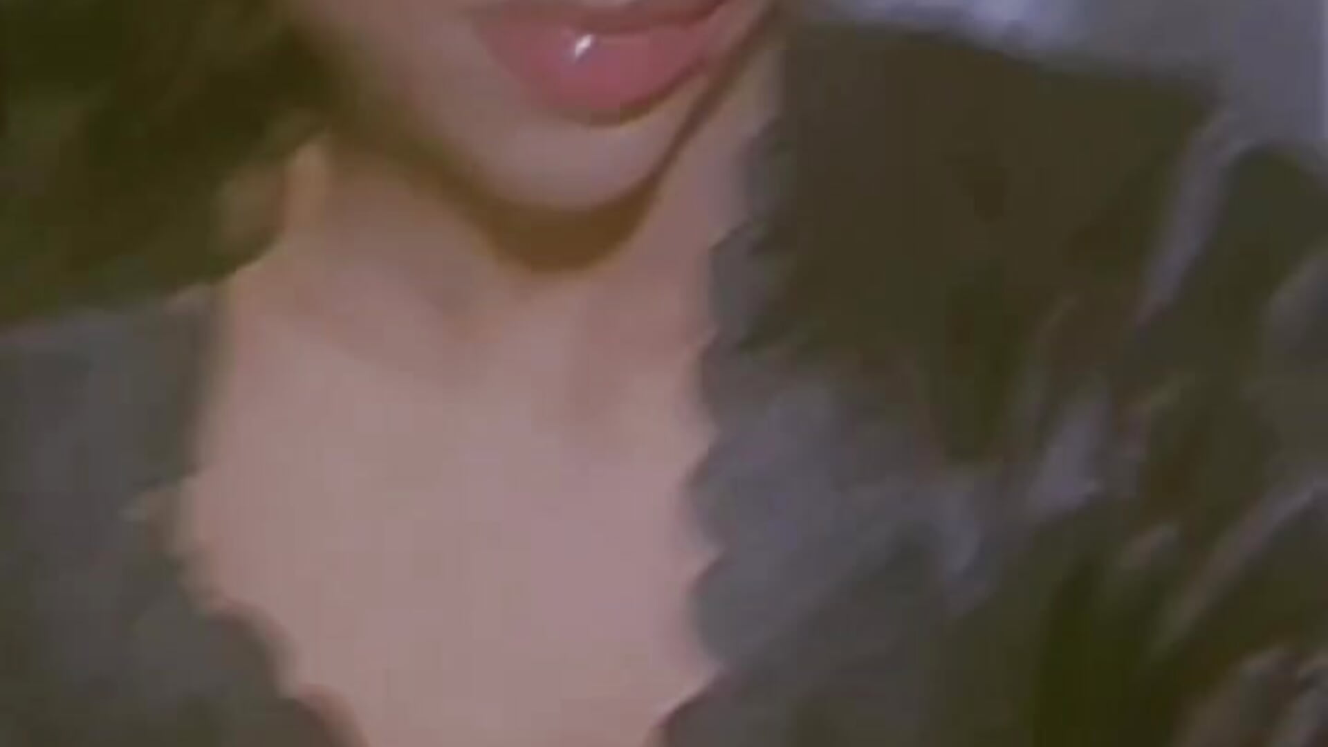 and tell me if we meet ! - video by Aurora_Savage cam model