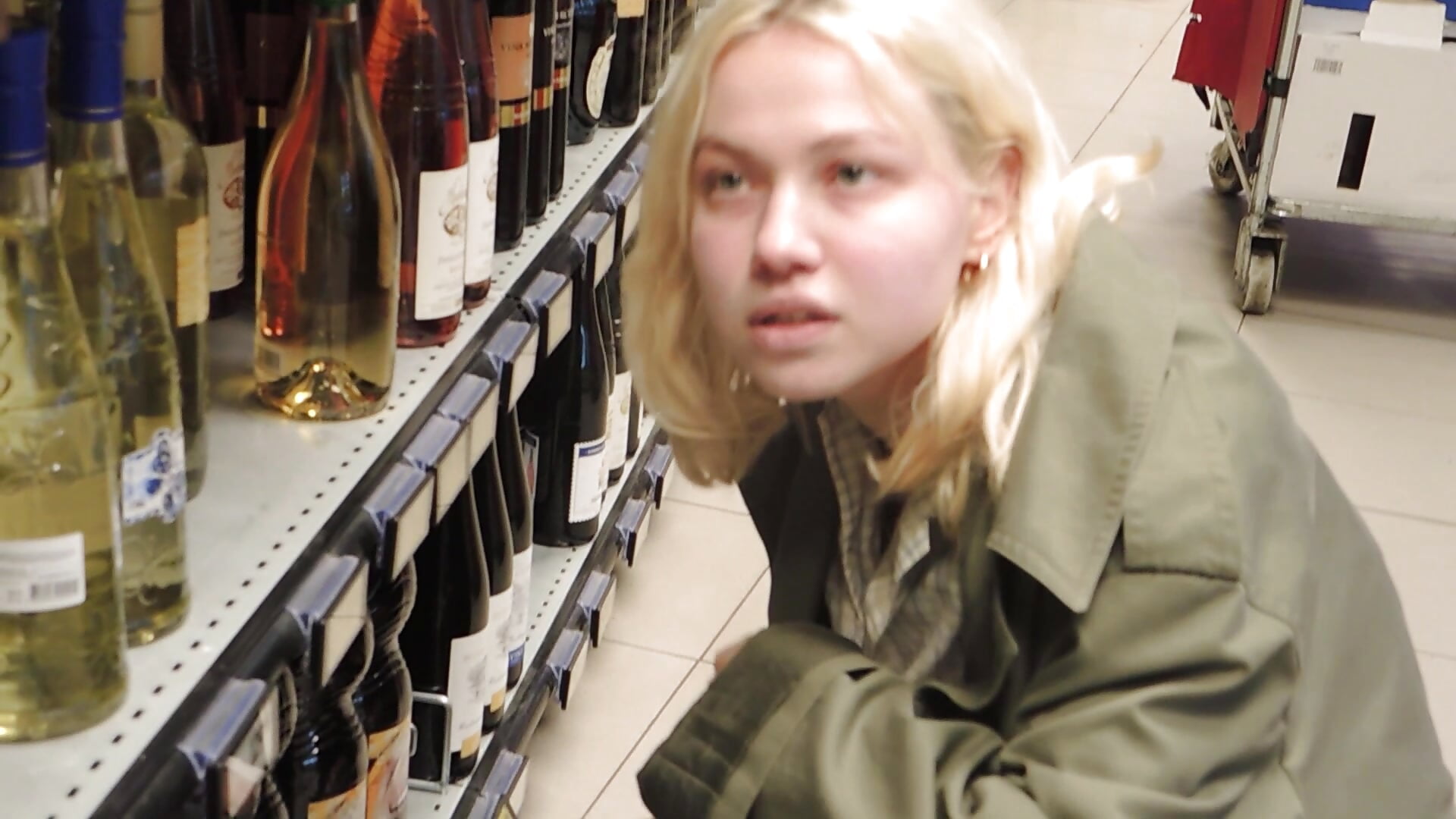 from my friend's movie – video af WhiteAlisha