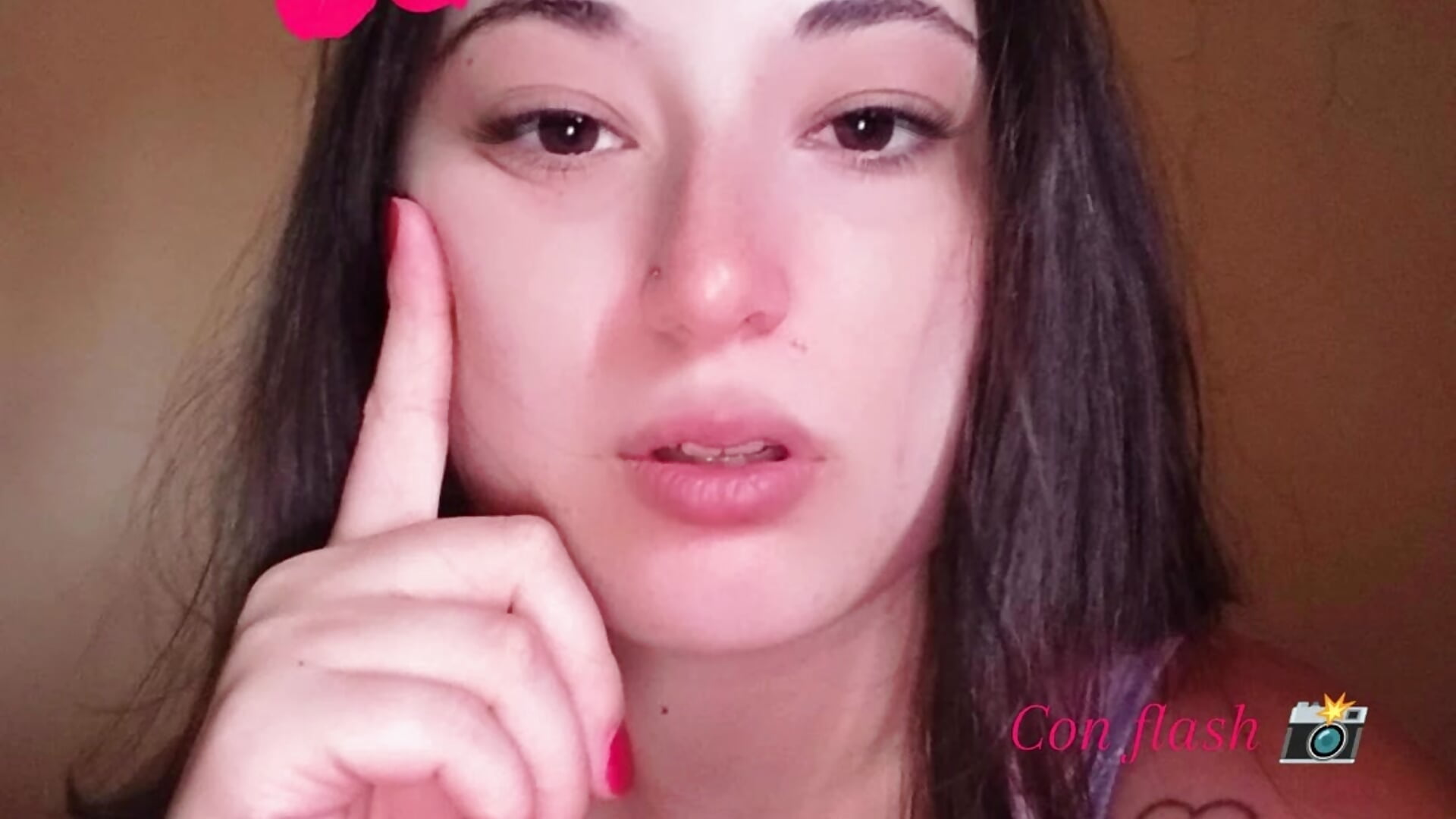 Con el filtro de la florcita que amo ✨🩷🌺 - vidéo du modèle de showcams imsohornydacom