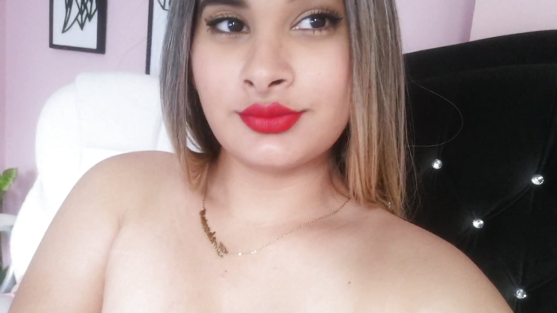 VID-20230206-WA0177 - vídeo de Kathee_zep modelo de câmara