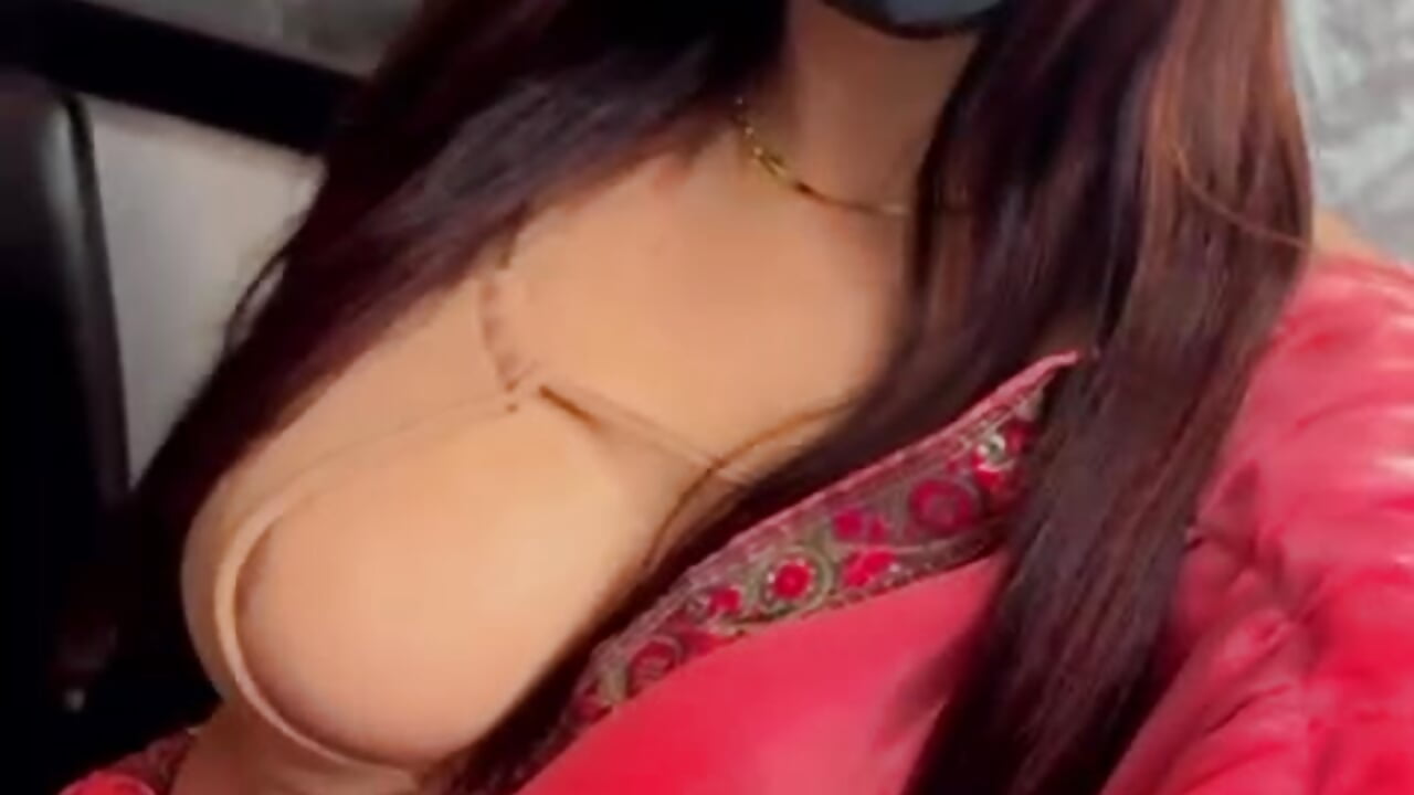 profile-intro-video-1781095597 - video di dayadubey_ modella di cam