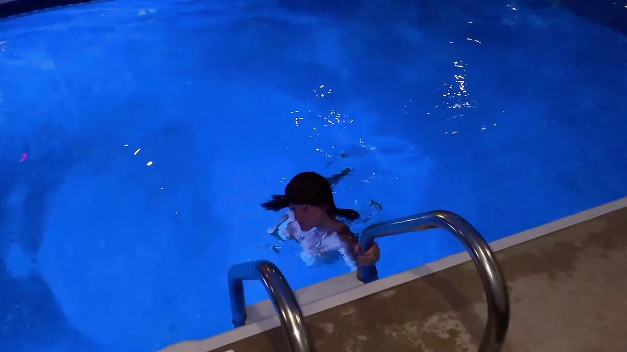 Ever see Fast Times at Ridgemont High? If so, hehe. - video by sexyandjagundo@xh cam model