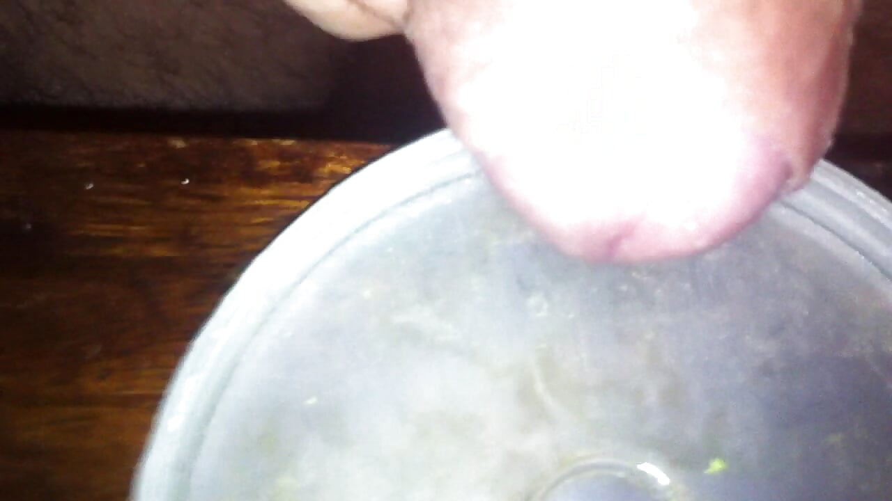 Cum – video modela na kameri MilordChaino