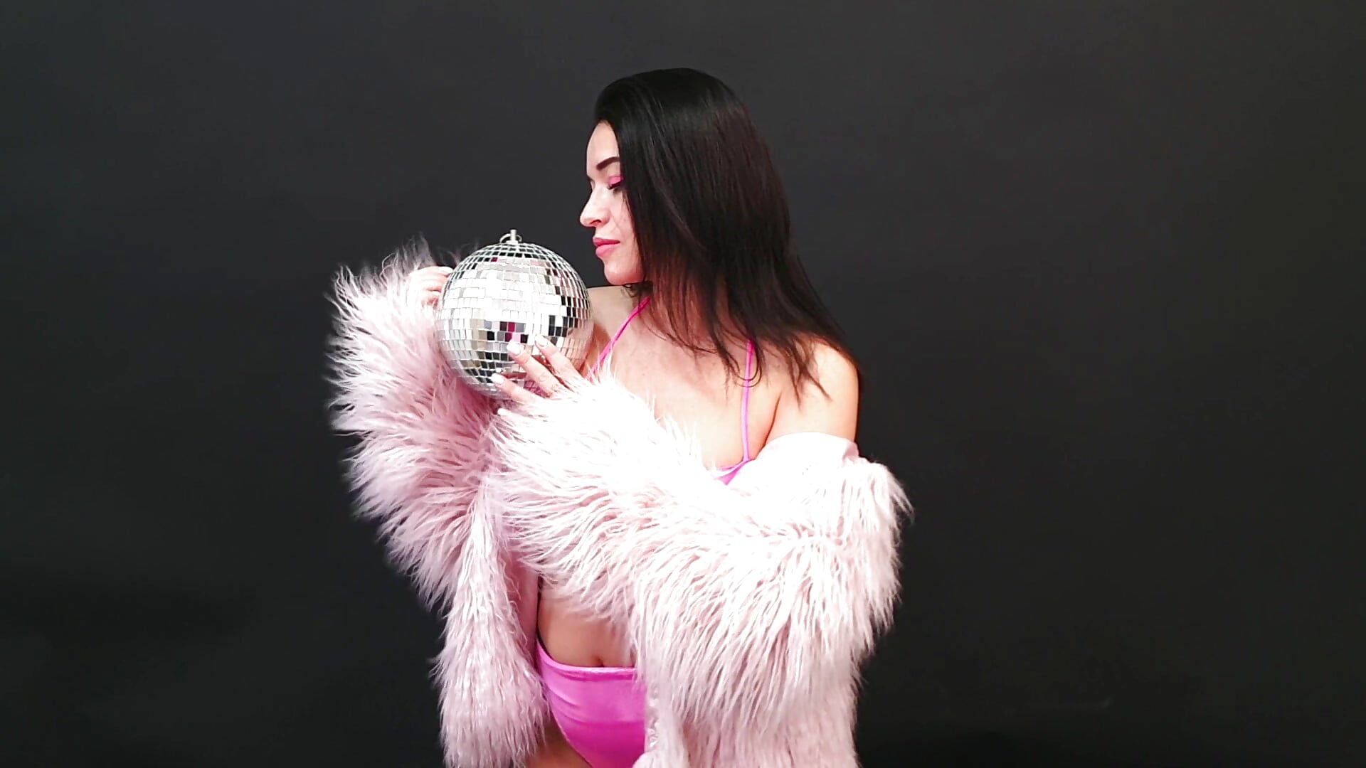 Hot Barbie 🥰 - vídeo de MarlaDewis modelo de câmara