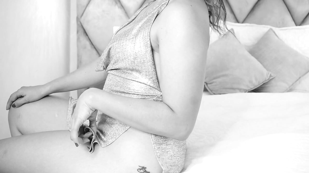 Intro - video by dahian_carter cam model