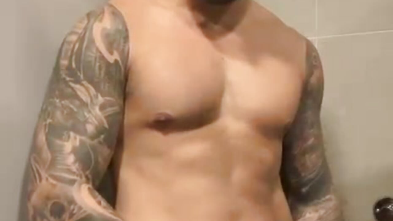 Jerkoff at the gym😈🍆💪 - video by Matt_Ferrer cam model