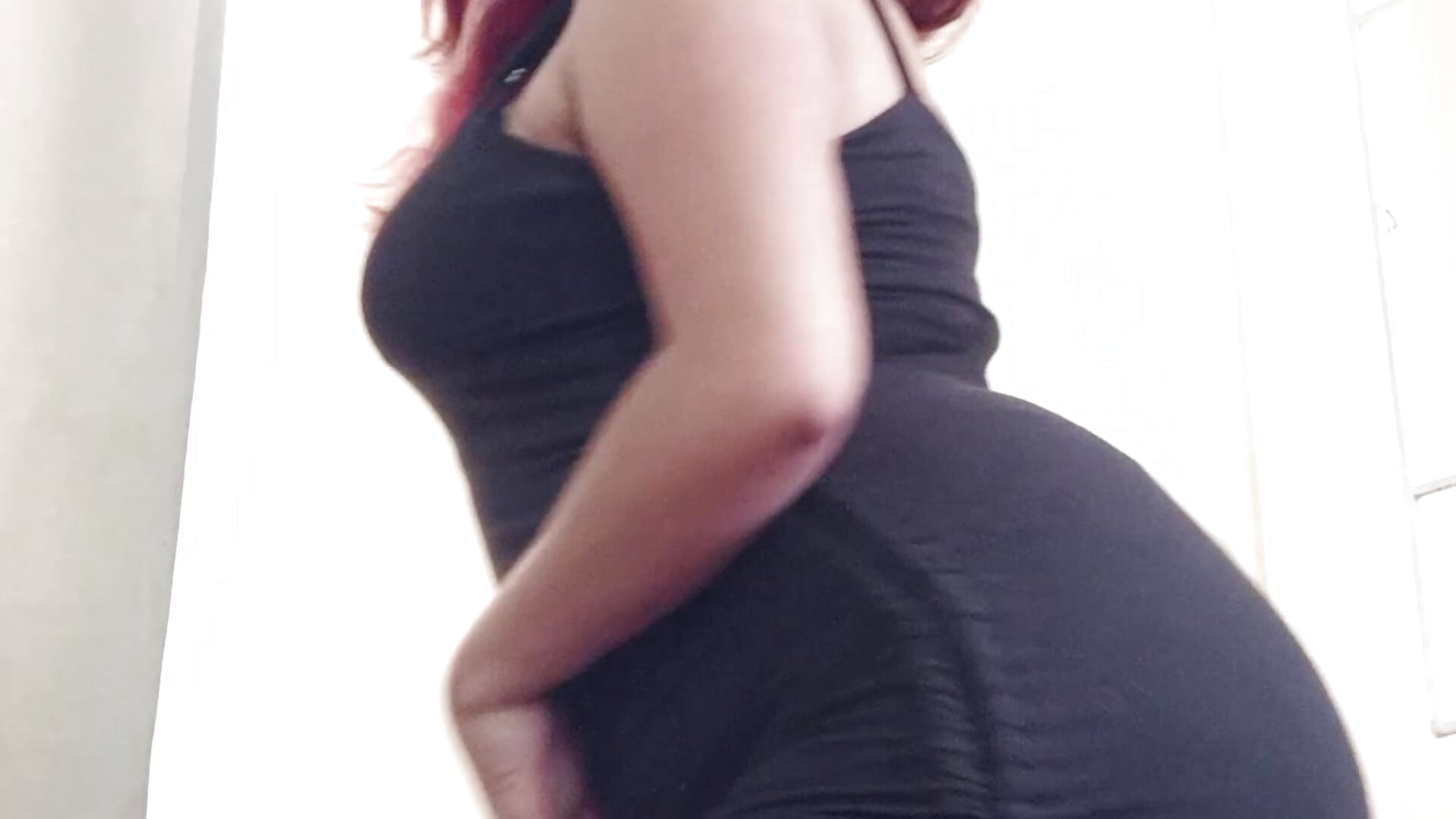 Vestido negro ❤️ - video by Rousse_Collinss cam model