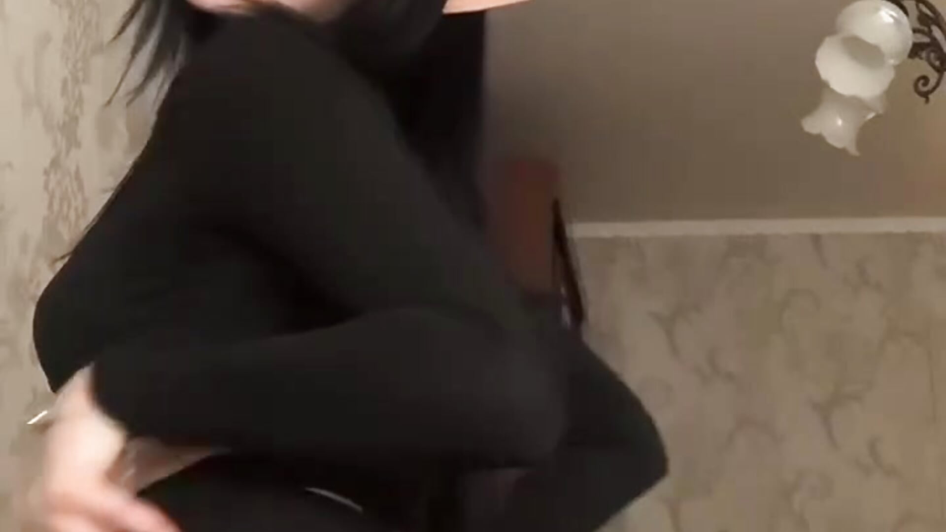 twerk from an elf╰(▔∀▔)╯ - video by ElektraNoe cam model