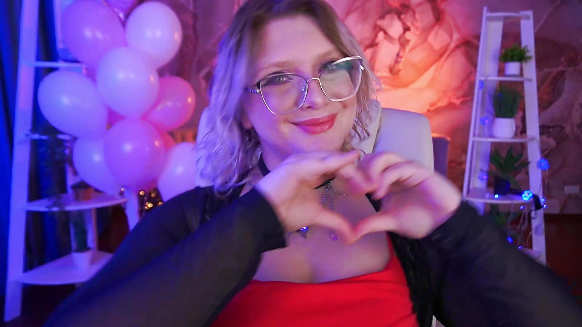 Valentine's Day - video av CoolTatis cam-modell