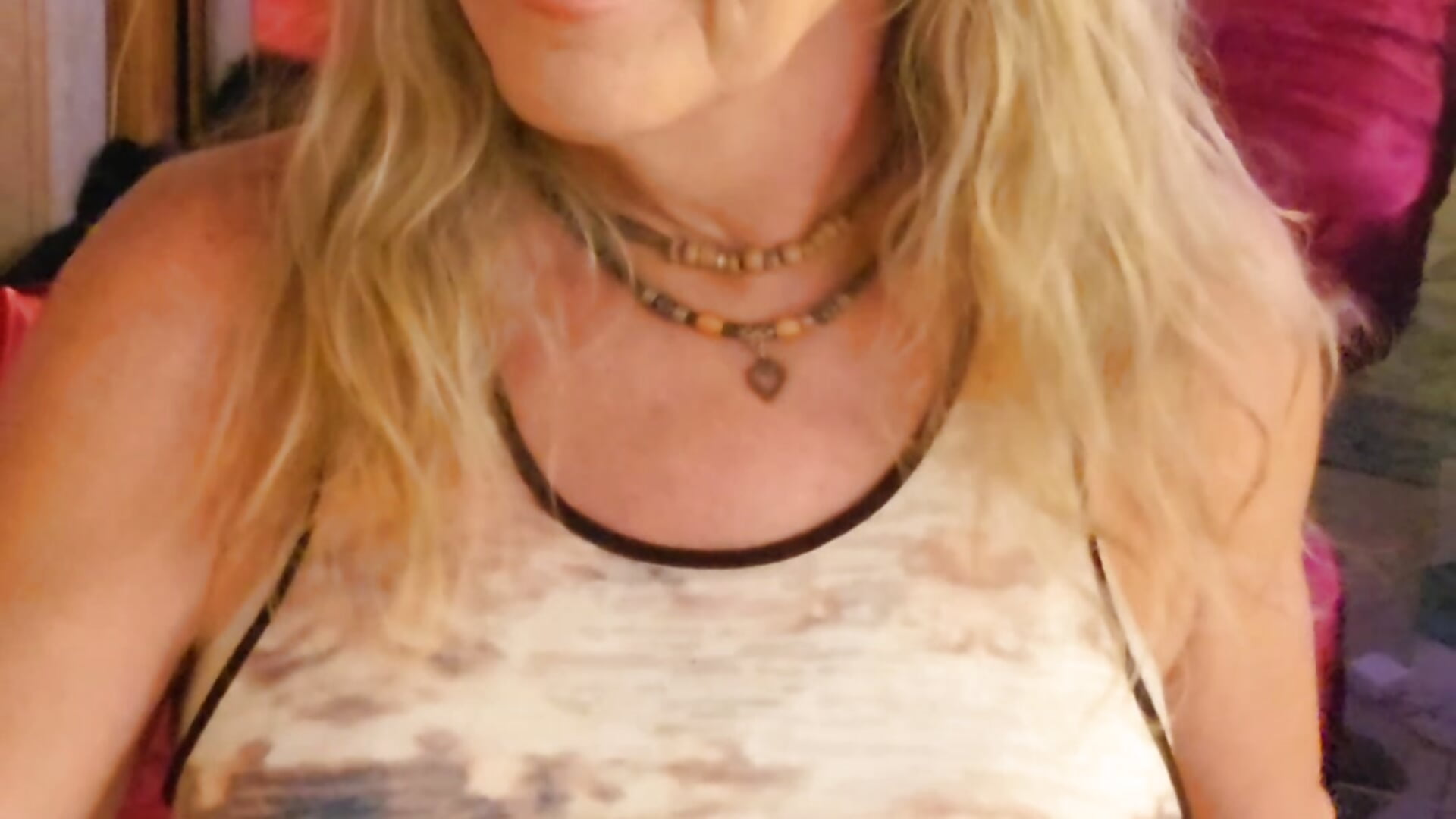 Vídeo  6965 de modelo de vídeos annika_lately – em alta