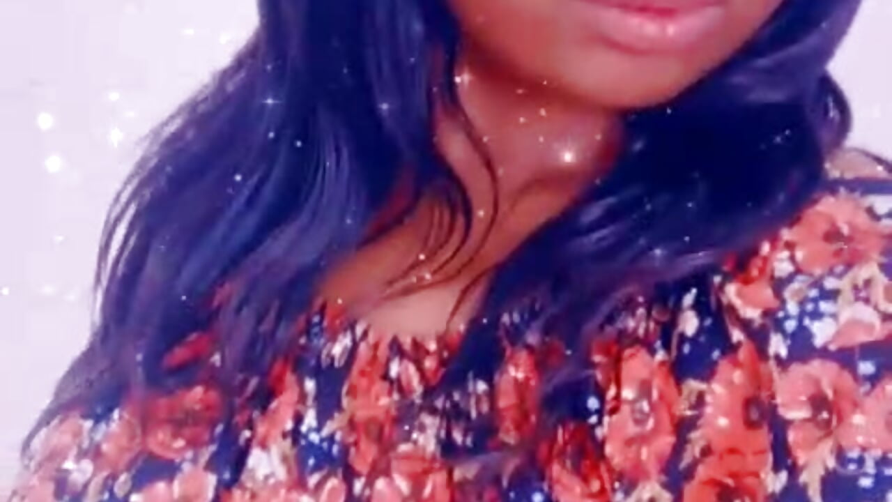 Snapchat-1788668852 - vídeo de black_barbie4u modelo de câmara