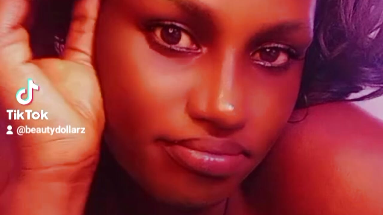 Just my face - video by Nasty-Linda cam model