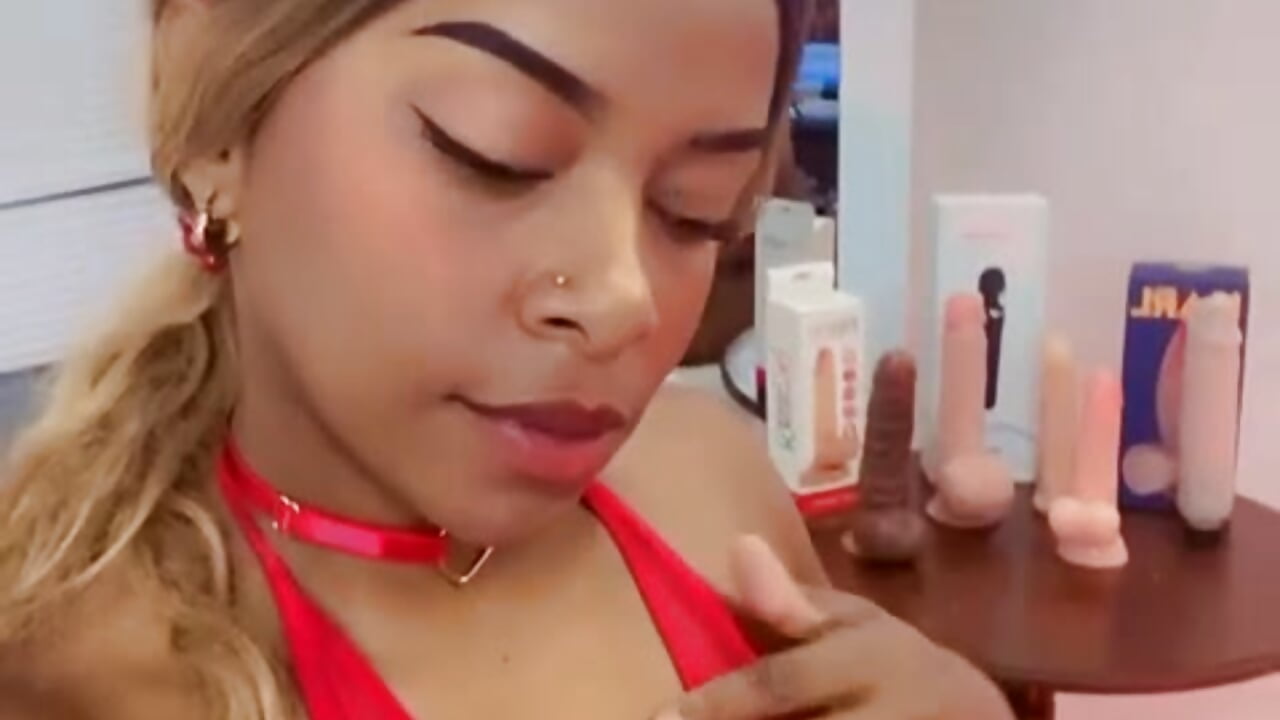 ✨I want to be your favorite nurse and cure your orgasms✨ - video by hornychocolatee_ cam model