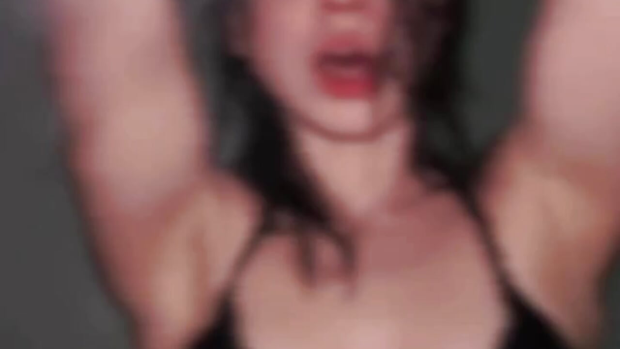 Style 😎 - video by Hayle_Hill cam model