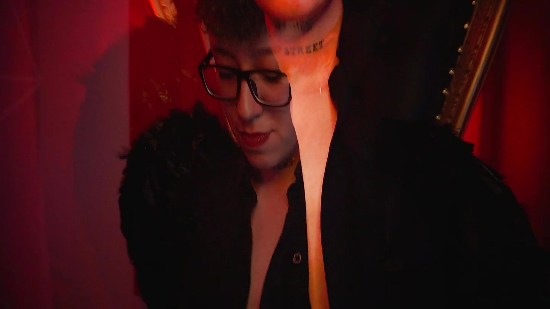 Hallowen - video by alex_noa cam model