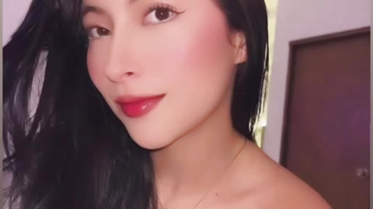 💓 - video by Criistal_Thompson cam model