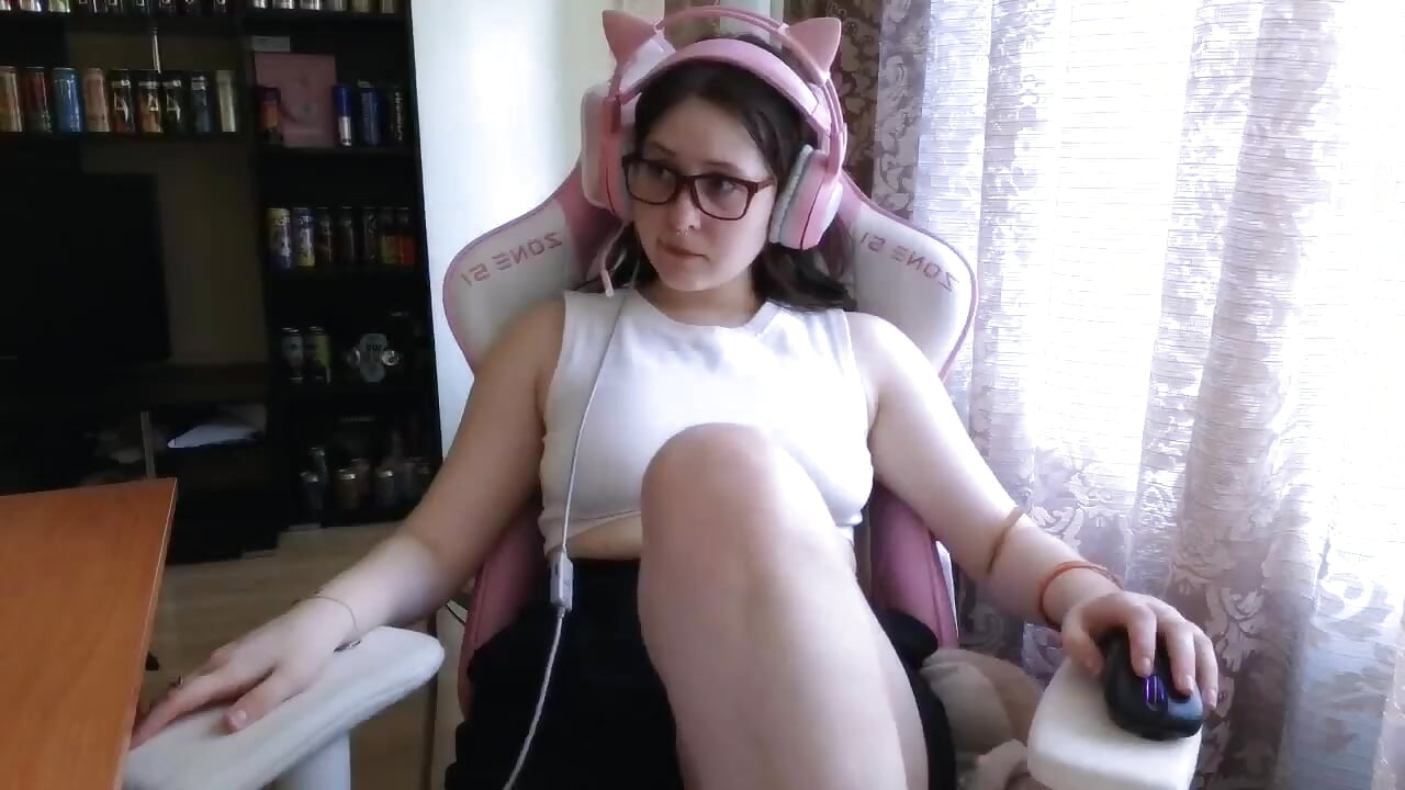 he - video by lily_noris cam model