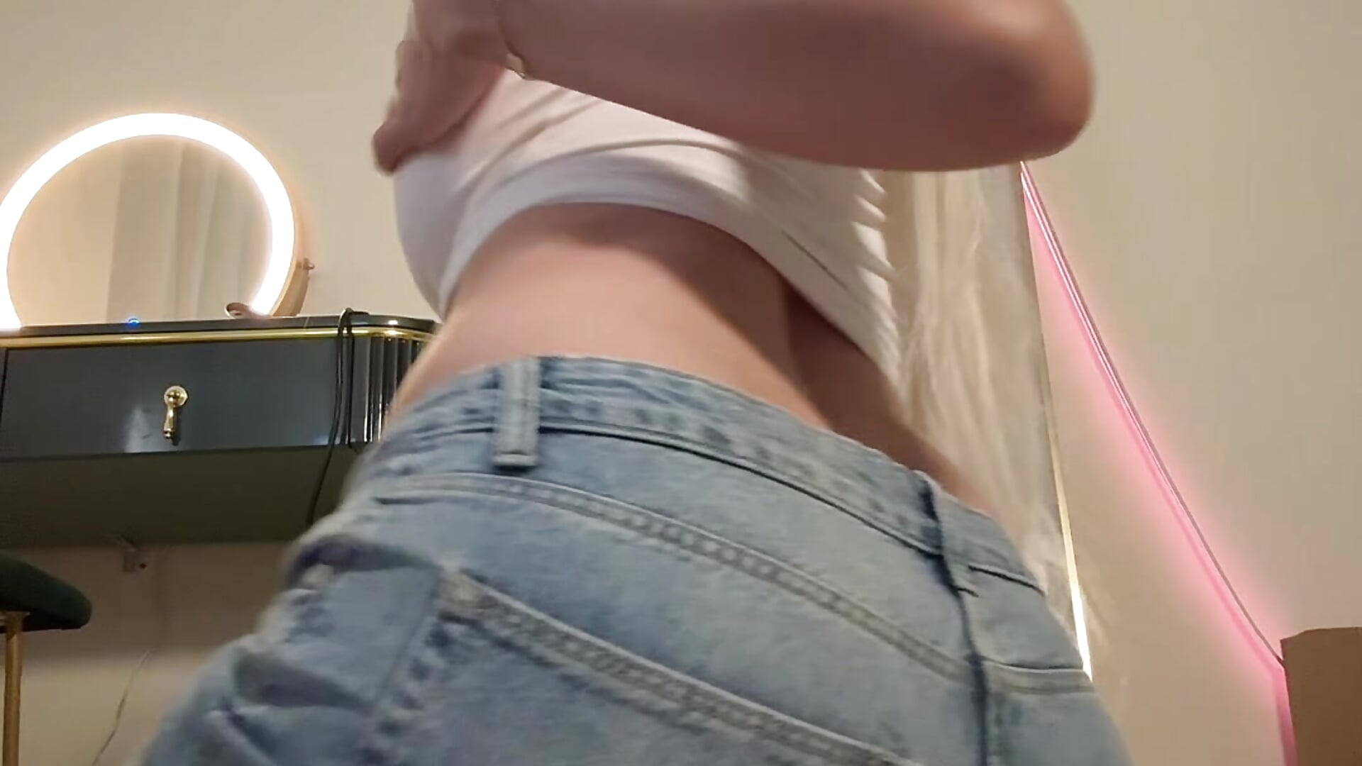 TA5 - video by kissedy cam model