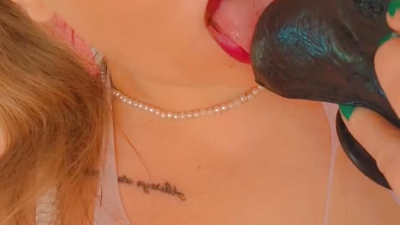 suck this big black balls - video by SeductiveCeline cam model