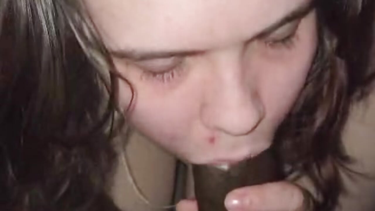 Blowi - video by playvalorantwithmenow cam model