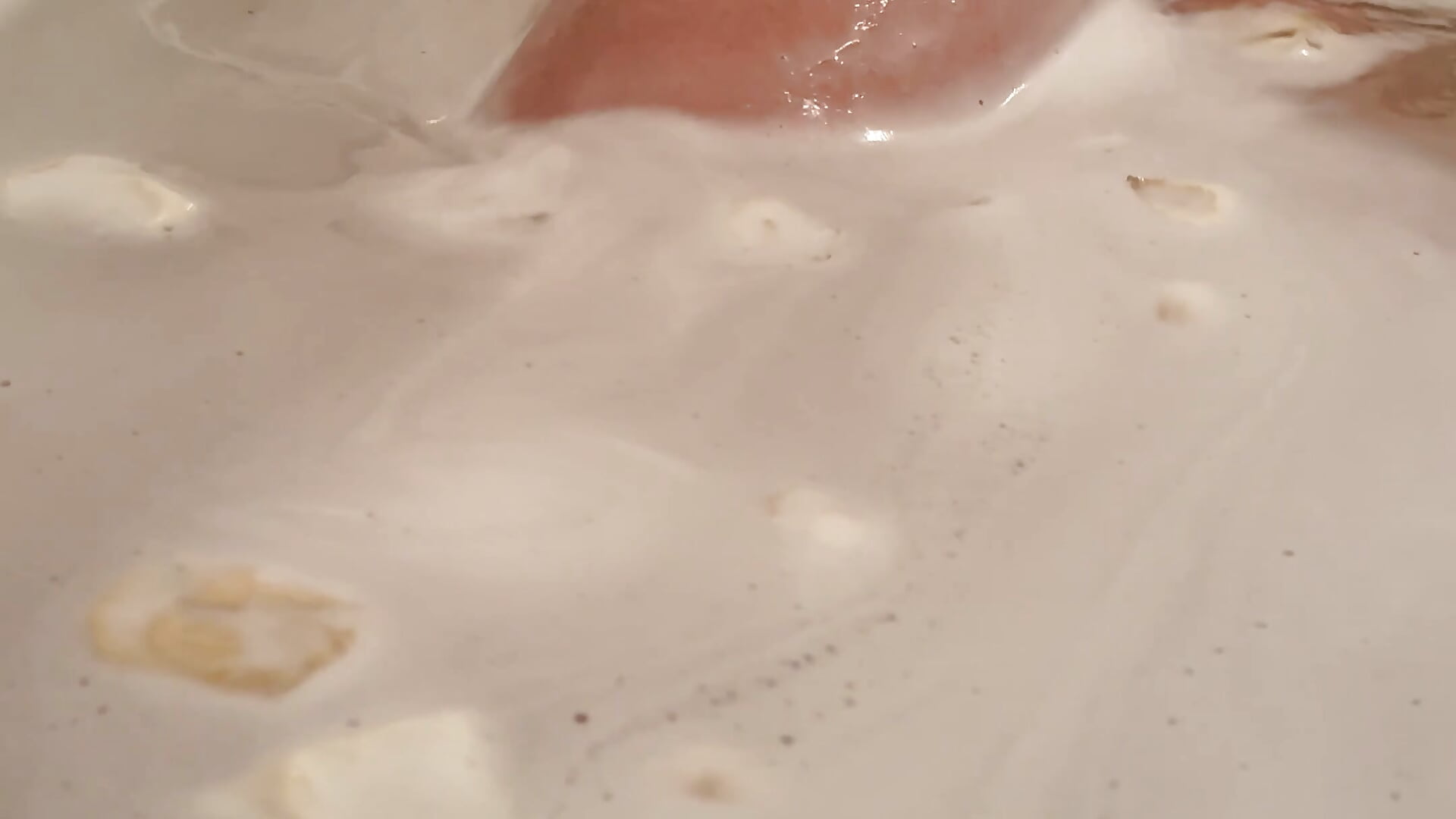 Taking a bath☺️
