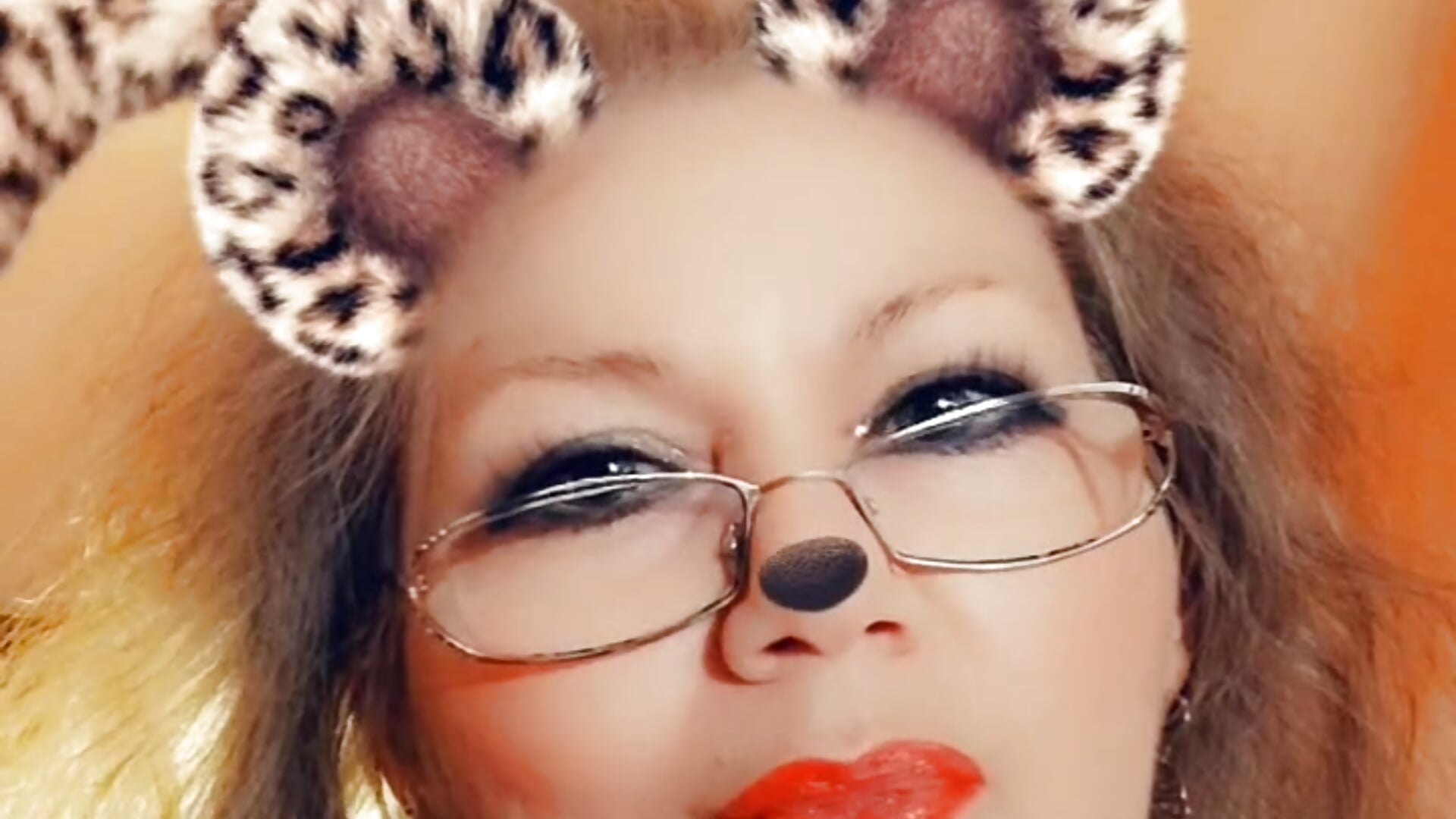 ✨❤️ Meow-purr – it's time to get up, Meow-purr – I'm going for a walk... wink... ❤️✨ - video by Snezhana cam model