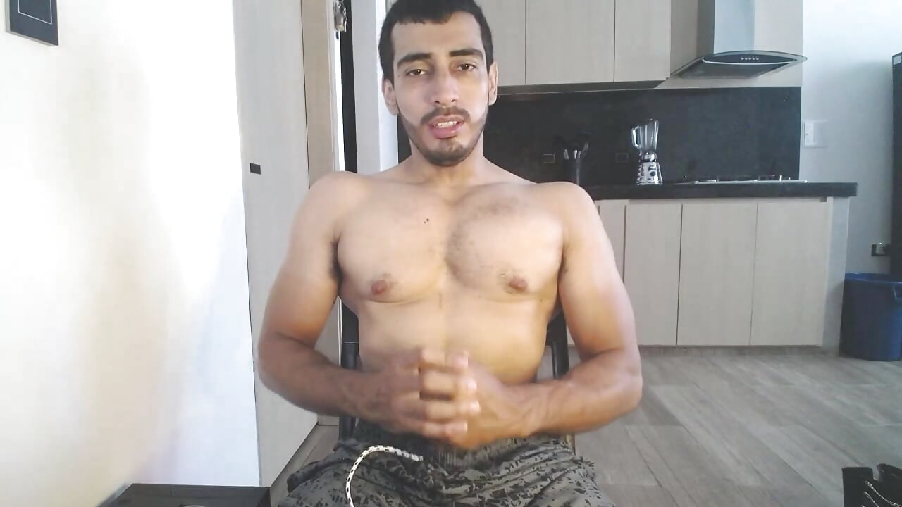 come here and lick the tip of my penis♥ - video by muscle_ares cam model