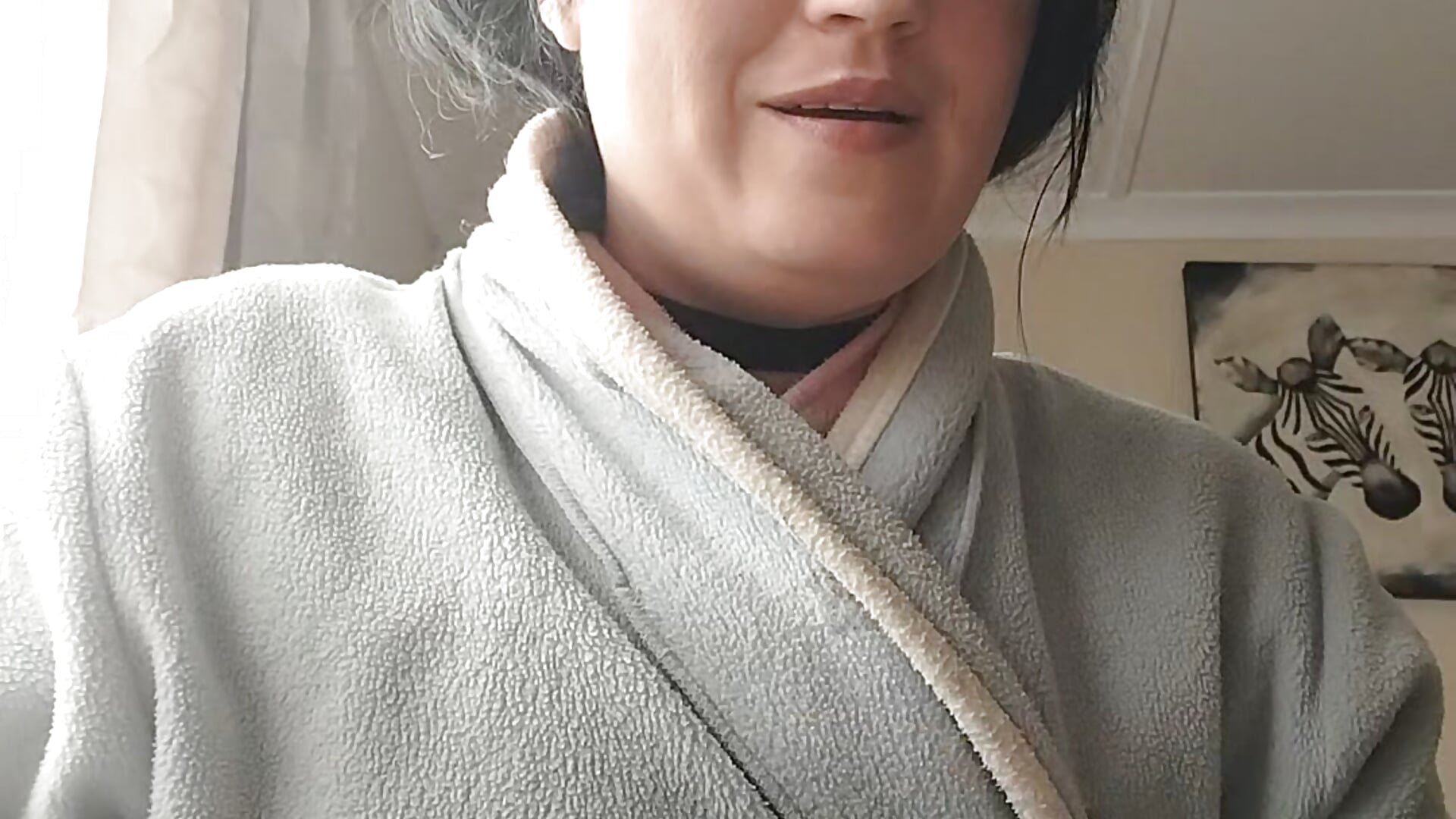 Unboxing package - video di Luna_Jan modella di cam