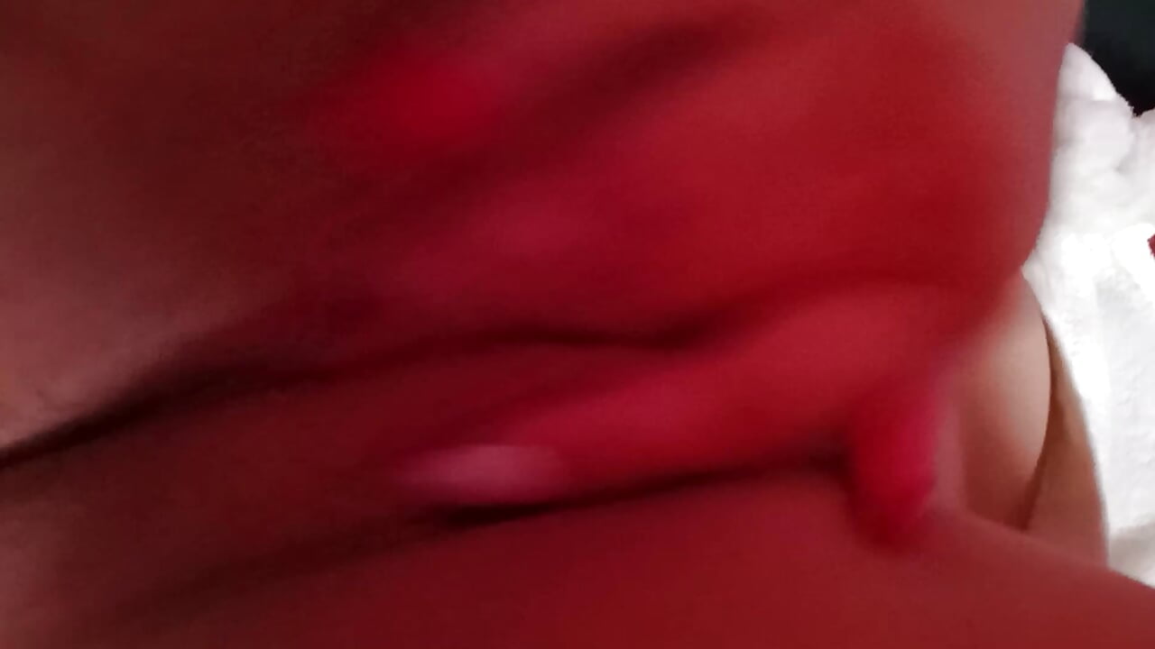 Wet pussy and fingers💦