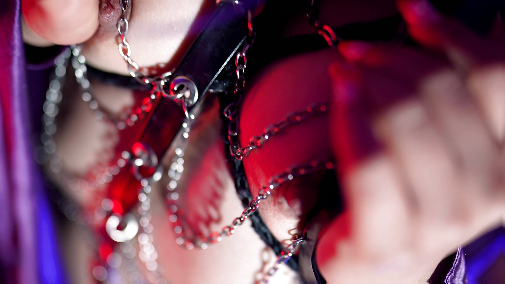 naughty and sensual raven😈
