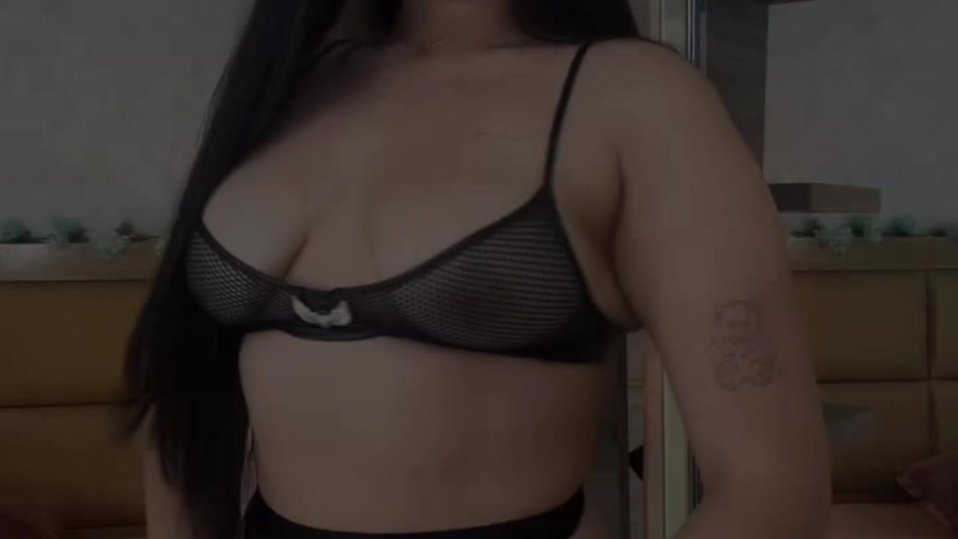 Looking for a daddy 😏🔥🌸 - فيديو من LARSONMIA