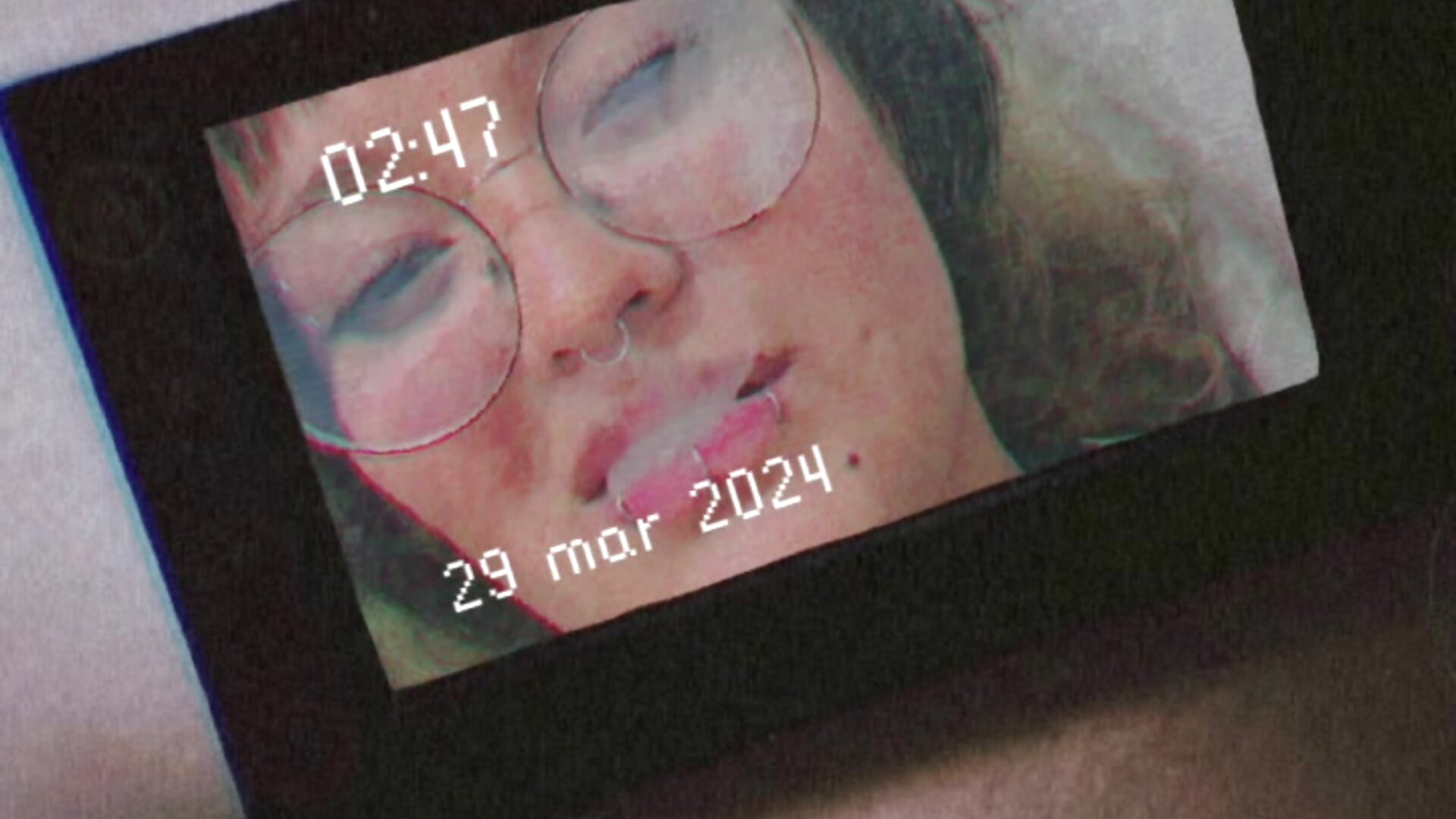 Smoke - βίντεο μοντέλου lucky-leah