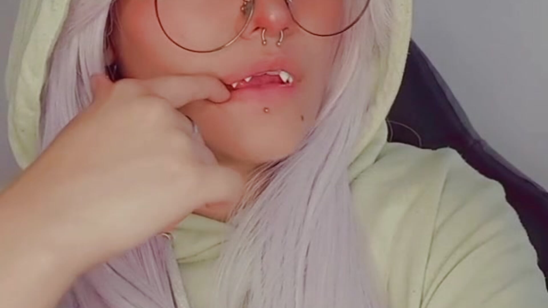 hi love - βίντεο μοντέλου lucky-leah