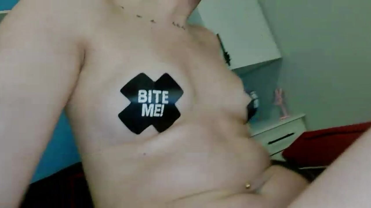 Showing Off My Body Close-up - video van C1eopatra cam-model