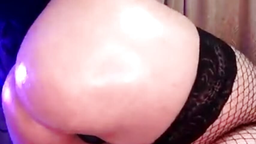 Spank my ass daddy👅 - video by DIVA_HANAN cam model