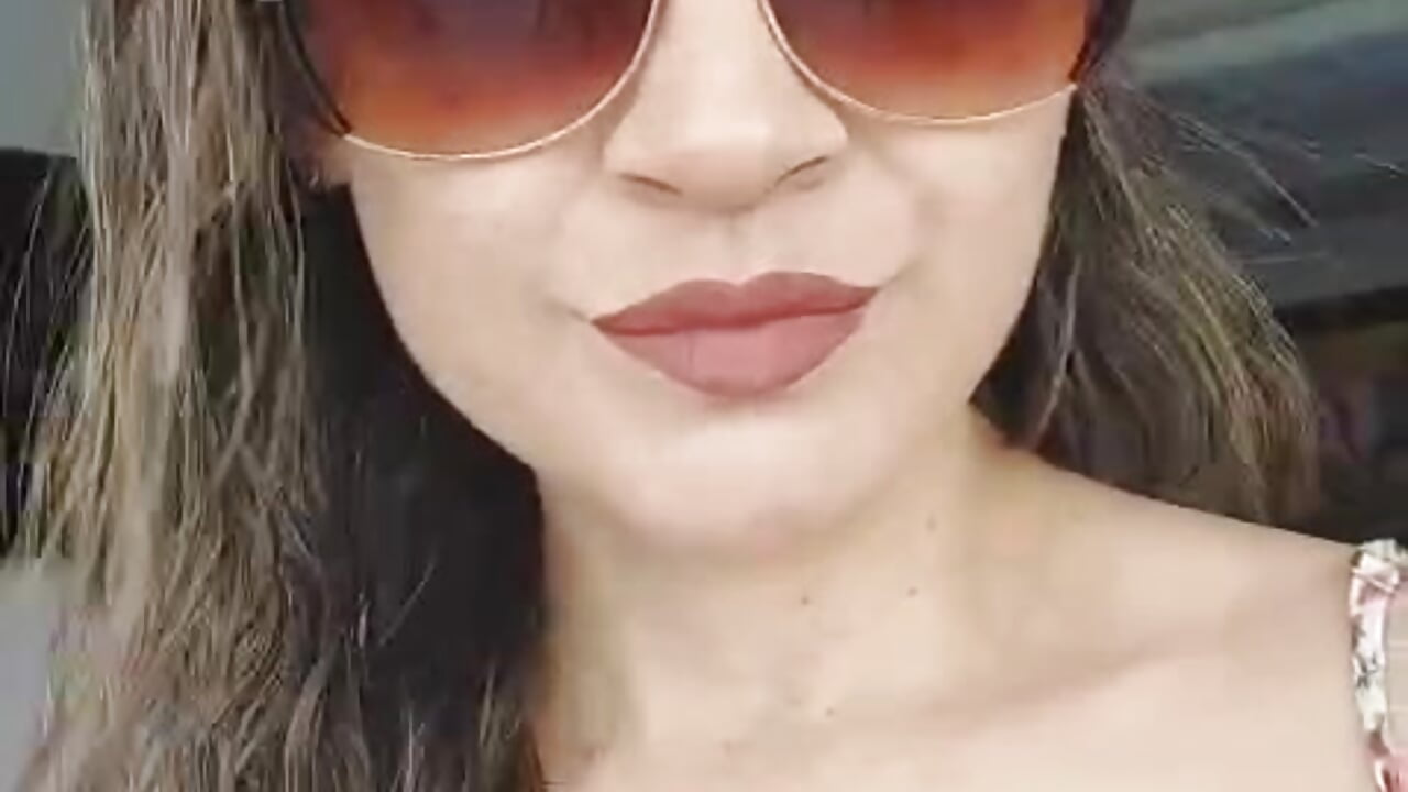 profile-intro-video-1744641433– dory_mia kameramodell videója