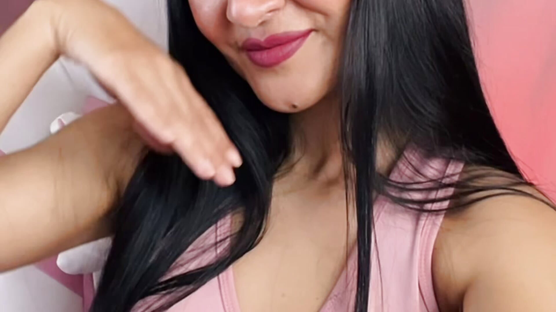 Hi 👋 - vídeo de la modelo de cam Violetta_kim1