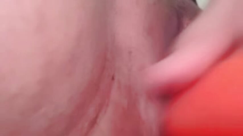 Me corro con una maldita zanahoria .Pamela super caliente 🔥 - video oleh model kamera LuciaTomson