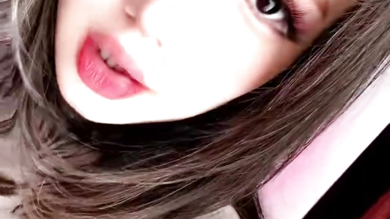 ˙ . ꒷ 🍰 . 𖦹˙— - video by _shion cam model