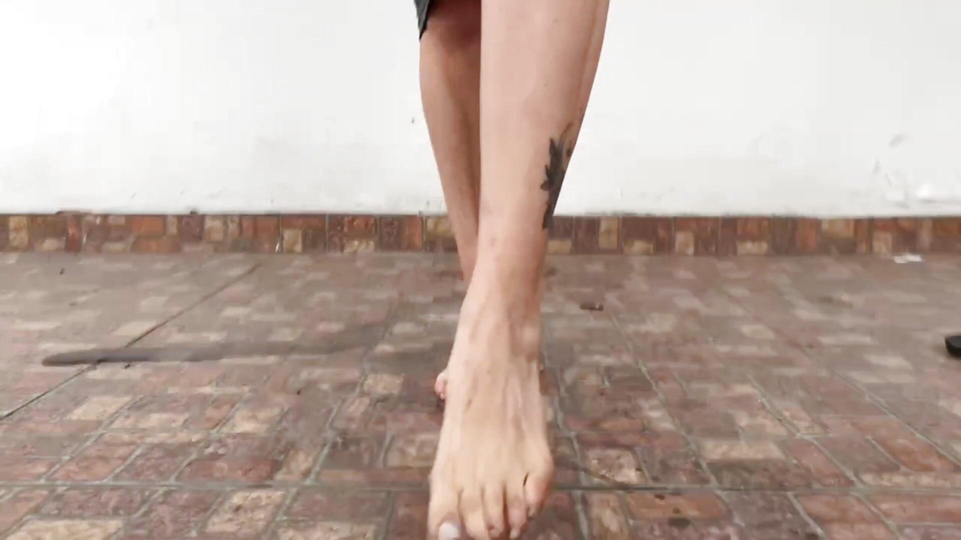 Dirty feet ! - ক্যাম মডেল MistressAndre-এর ভিডিও