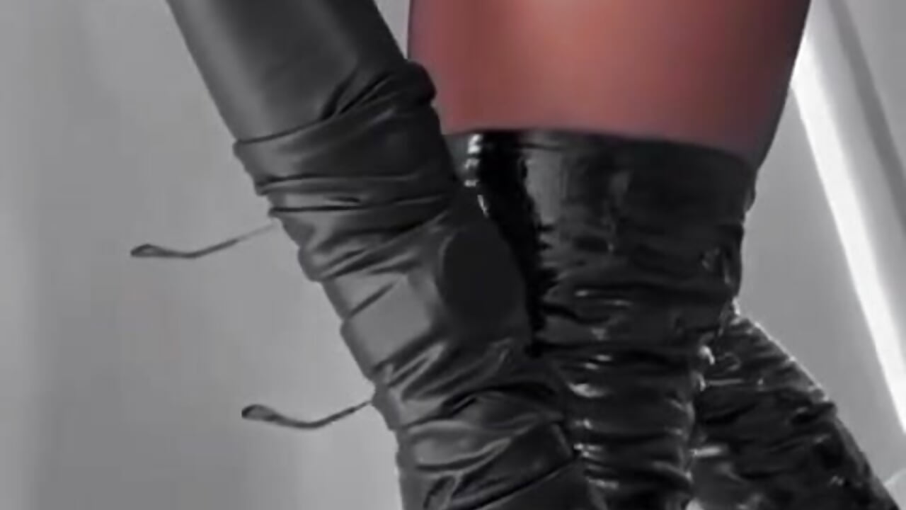 Fetish eroticism and submission - video by MistressAndre cam model