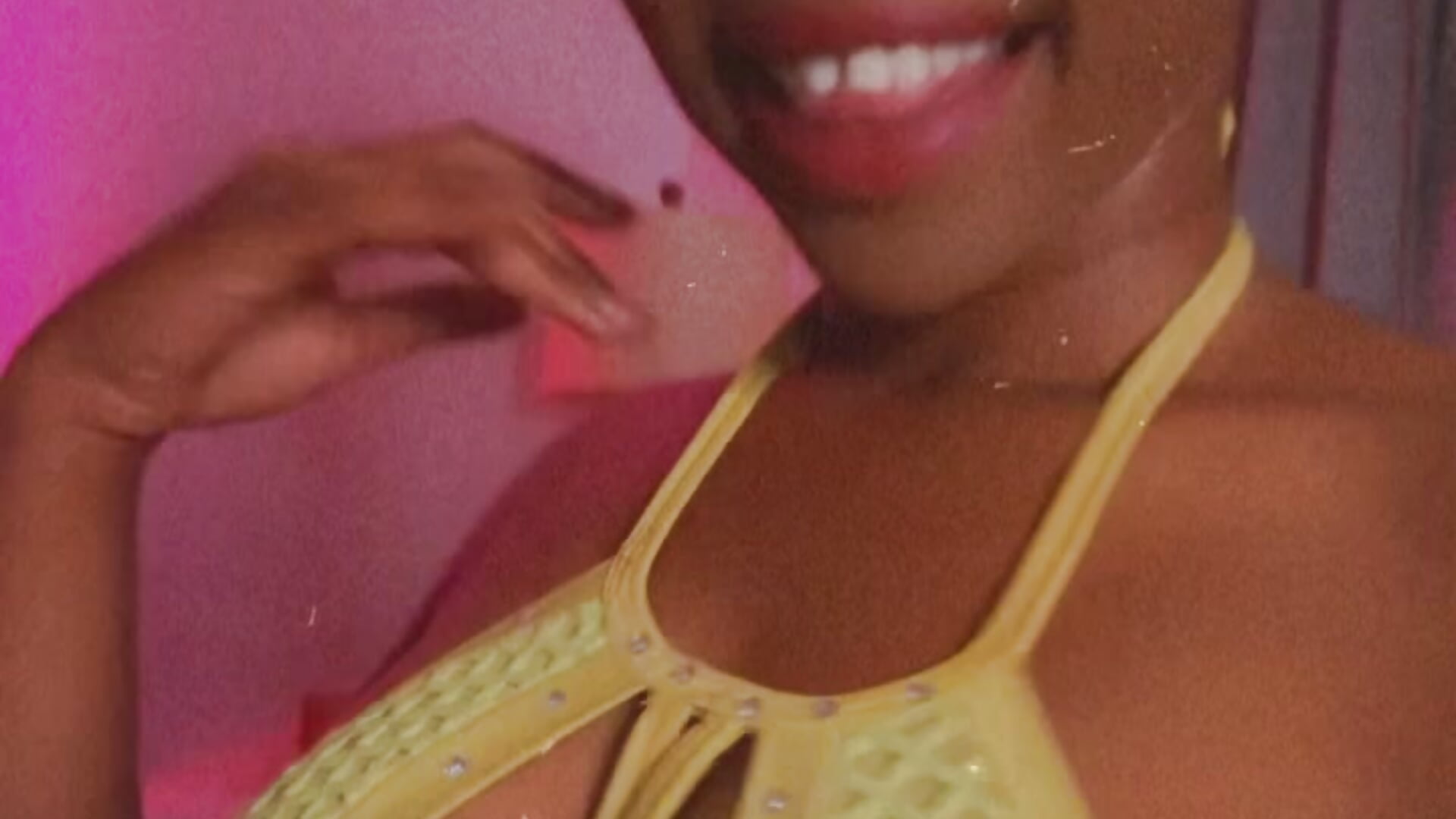 Your virtal stripper - video by JordanSilk cam model