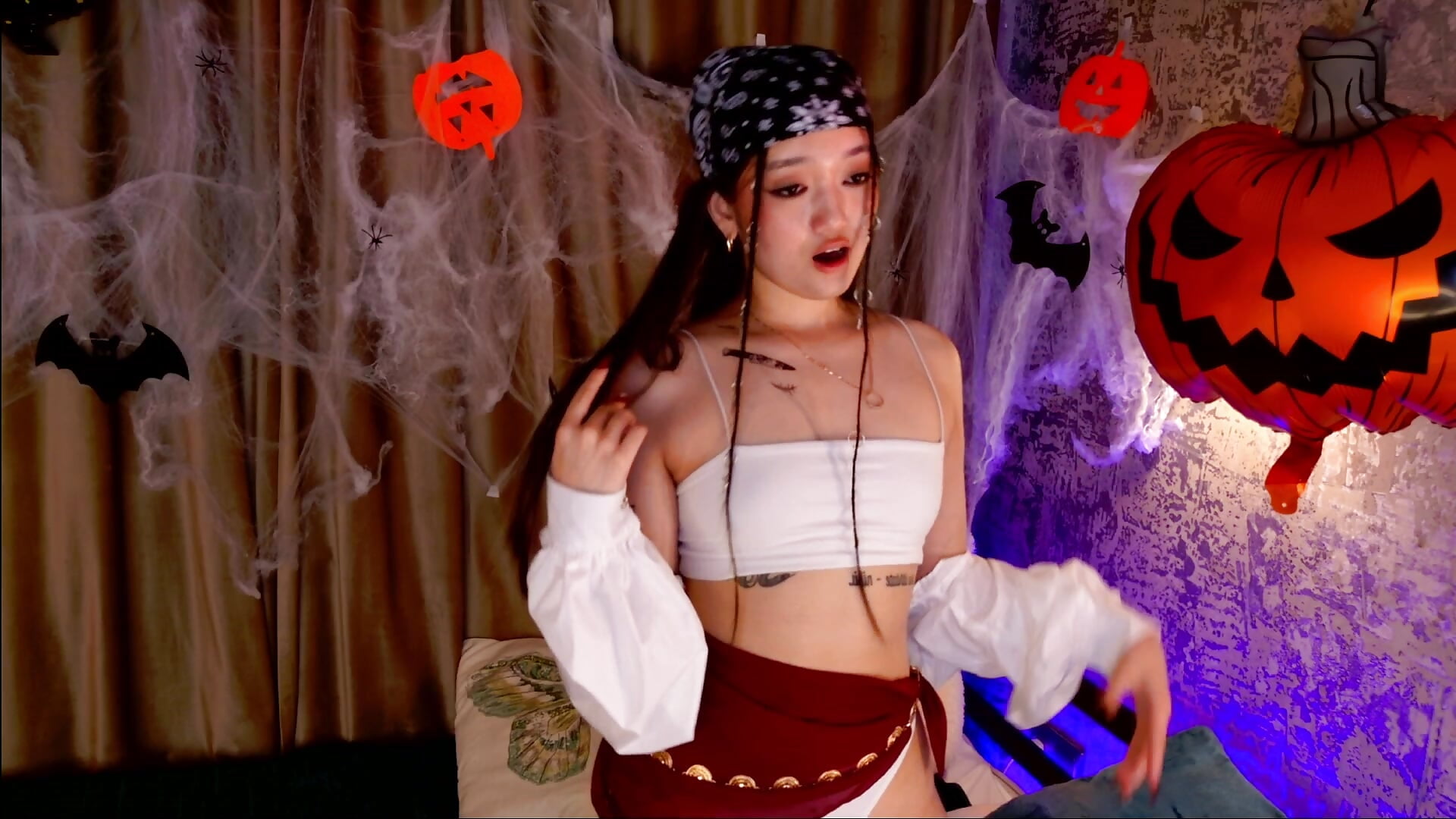 2025-10-31 09-04-35 - video by FreyaRaya cam model