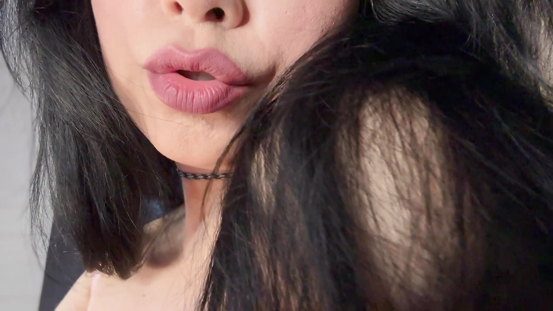 Muaaaah - TessaXmith adlı kamera modelinin videosu