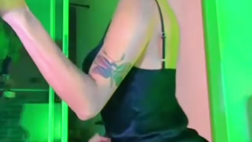 😋 - video by Susi_bell cam model