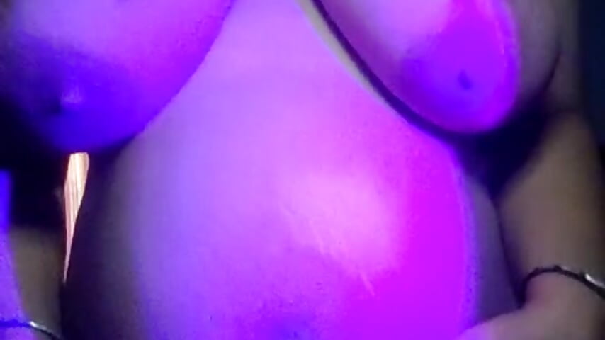 Slow-motion Nude