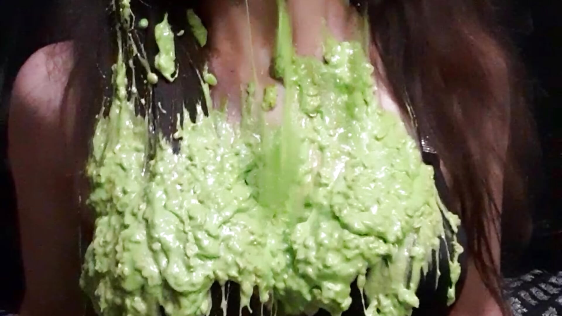 Sexy Goth Girl gets Slimed - 4everAutumn adlı kamera modelinin videosu
